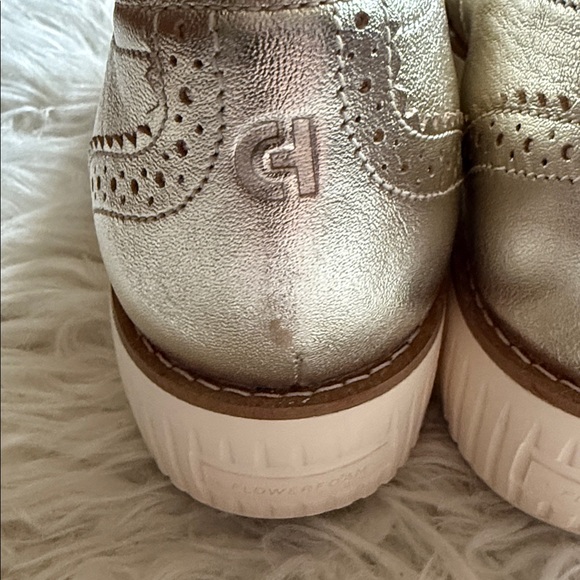 NWT Cole Haan Women's Gold Metallic City Wingtip Oxford Shoes 10 - Picture 8 of 9
